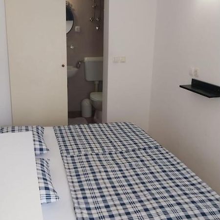 Apartmani Bonavia Jelsa  Exterior photo